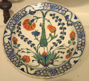 céramique d'iznik avec tulipes